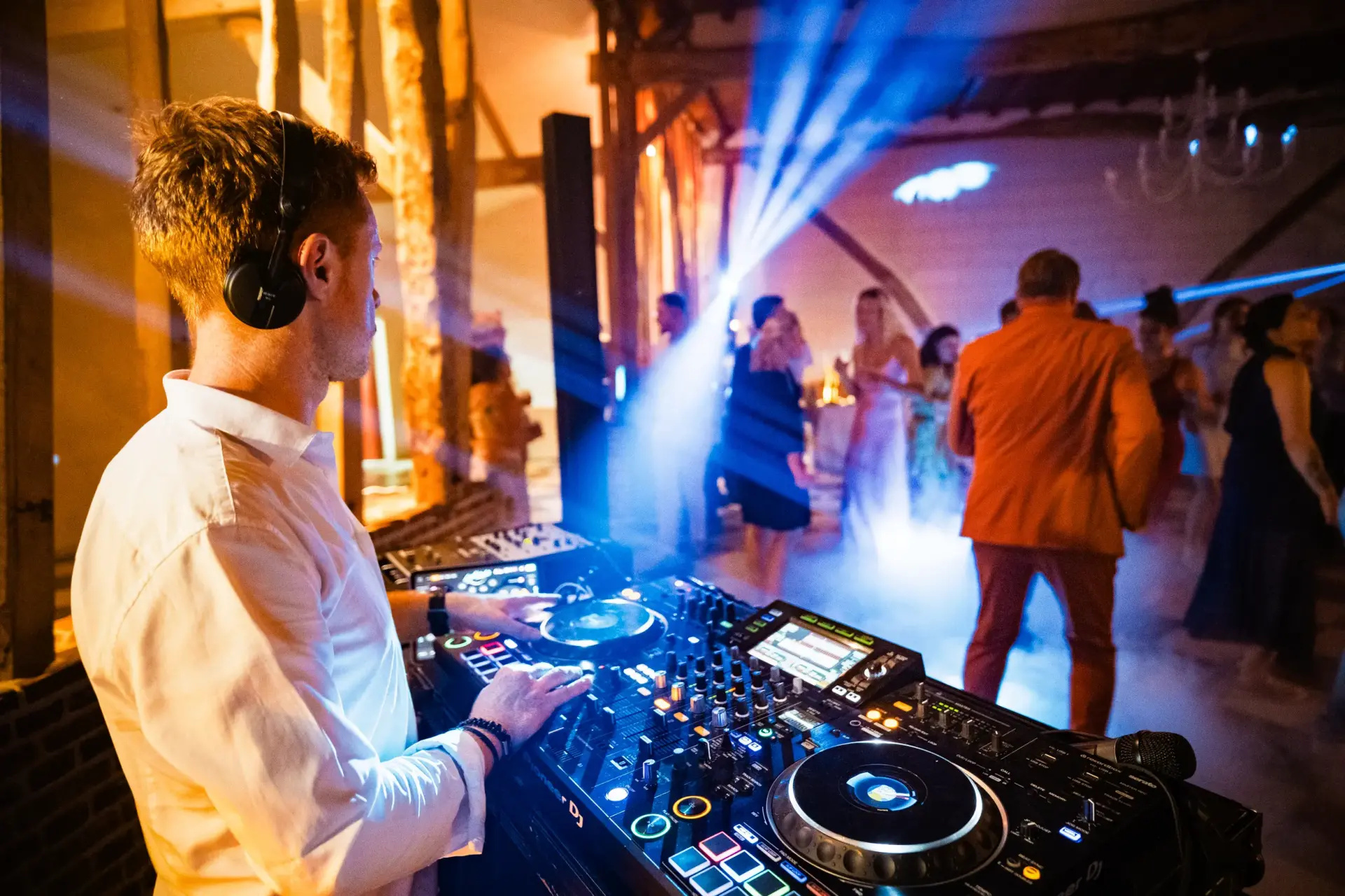 Mariage soiree dj danse animation ferme mezoutre